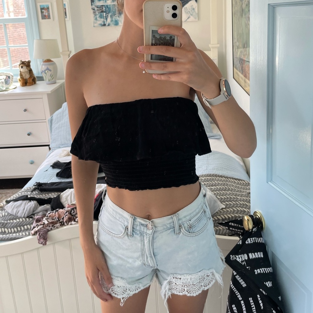 Ruffle Top - Picture 2 of 3